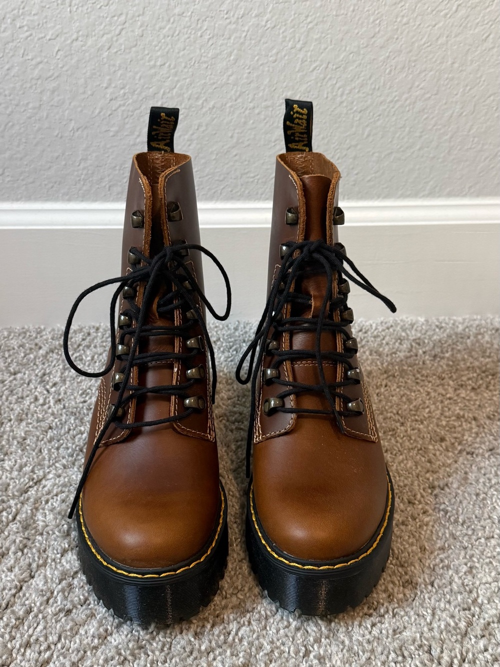 Dr. Martens Leona Lace-Up Boots - Picture 3 of 15